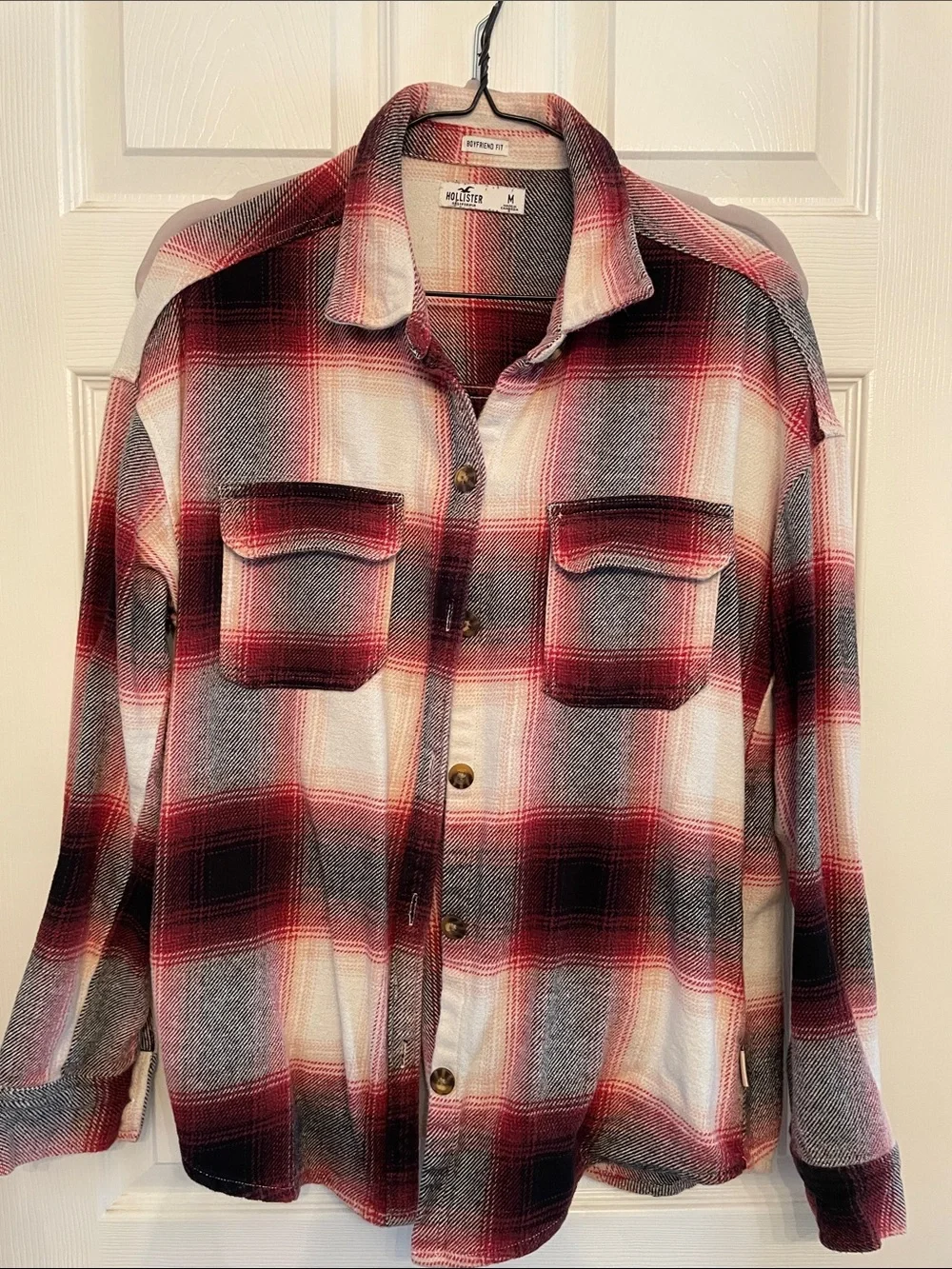 Hollister Men's Plaid Button-Down Shirt - Red, Black, Cream